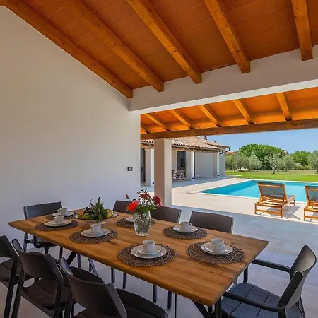 Marialba * プーラ